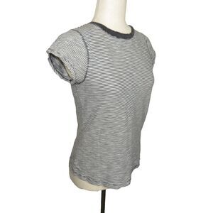Universal Thread Women's Gray Striped Cotton Tee Shirt Size XS